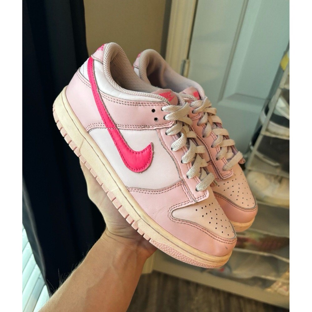 Nike Dunk Low Triple Pink Size Women’s 7.5
